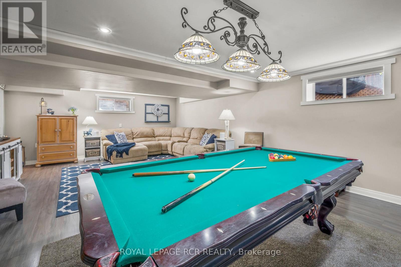 85 LAVERTY CRESCENT - 37
