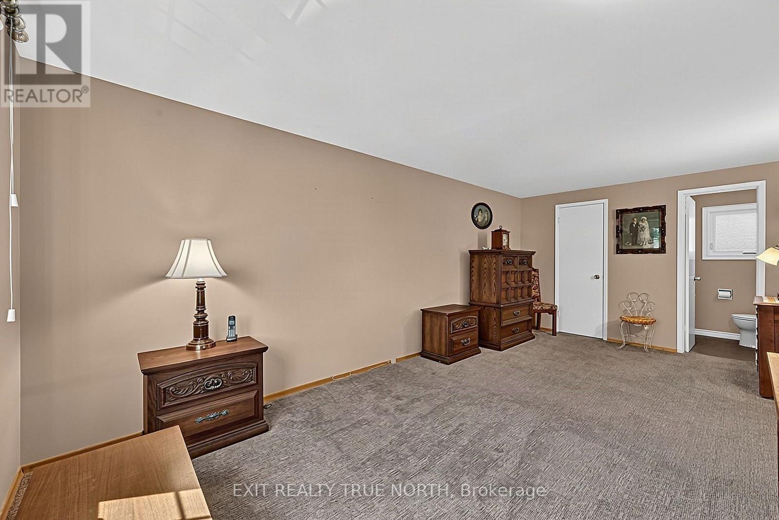 2661 HOMELANDS DRIVE - 20