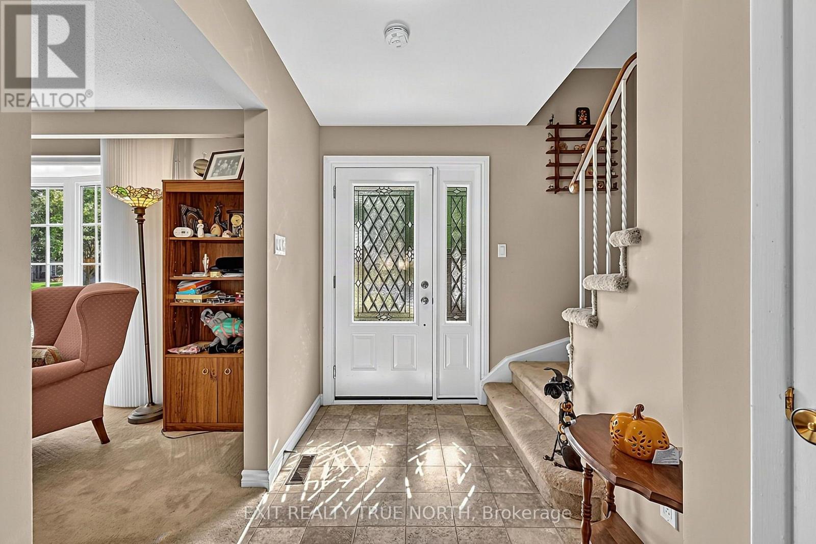 2661 HOMELANDS DRIVE - 4