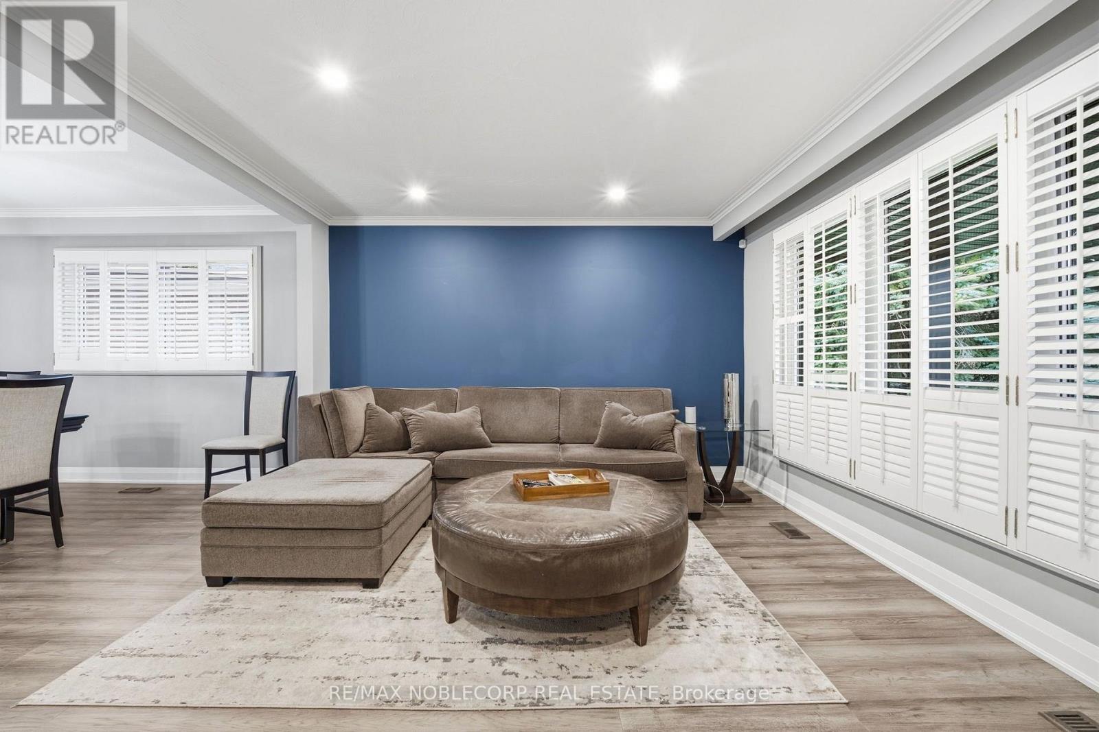 34 RIDGEMOUNT ROAD - Image 12