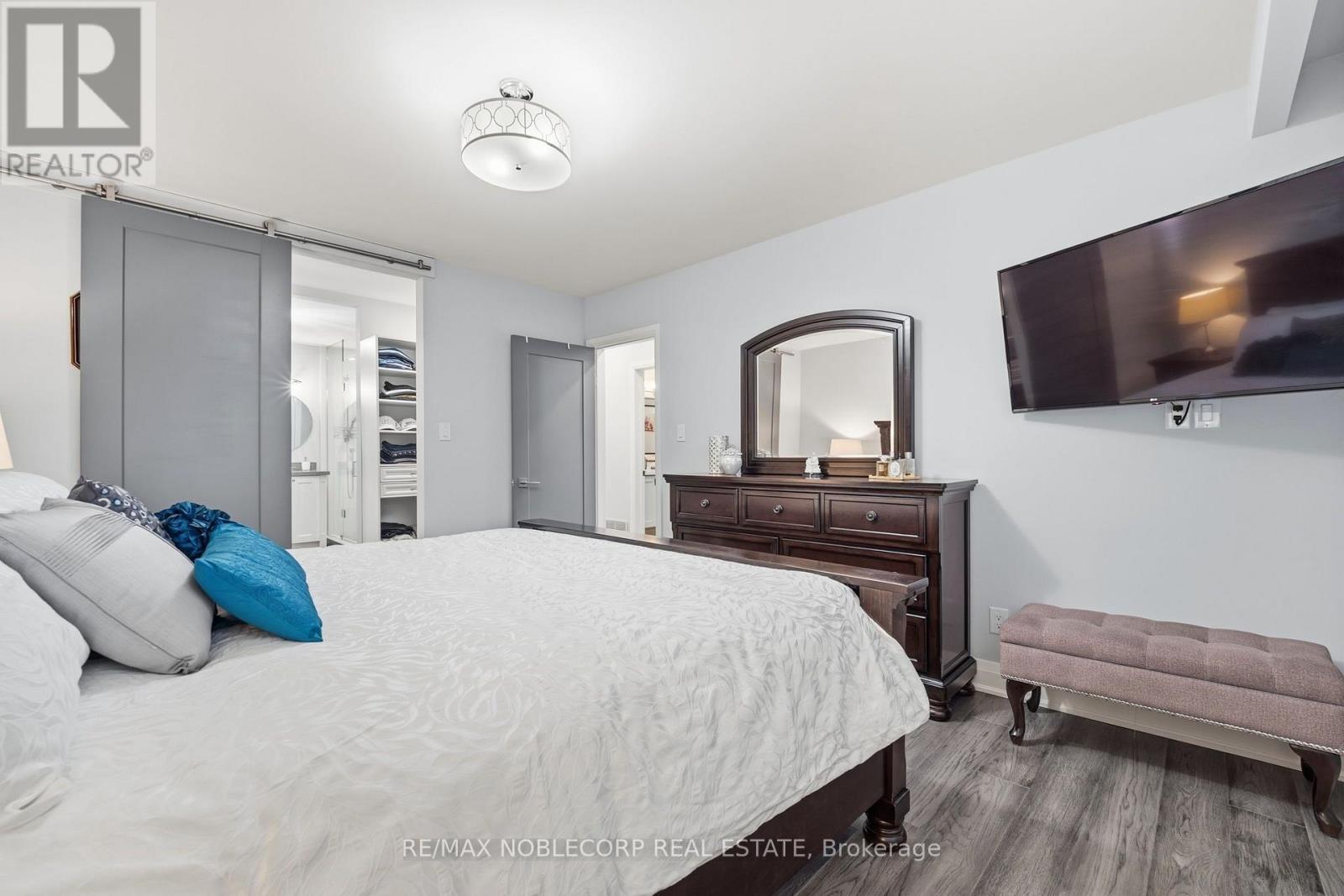 34 RIDGEMOUNT ROAD - Image 24