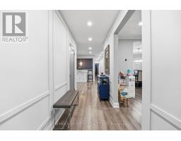 Sunroom - 34 Ridgemount Road, Toronto, ON M9P1C5 Photo 11