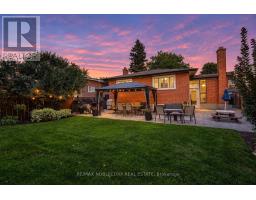 34 Ridgemount Road, Toronto, ON M9P1C5 Photo 39