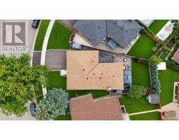 34 Ridgemount Road, Toronto, ON M9P1C5 Photo 48