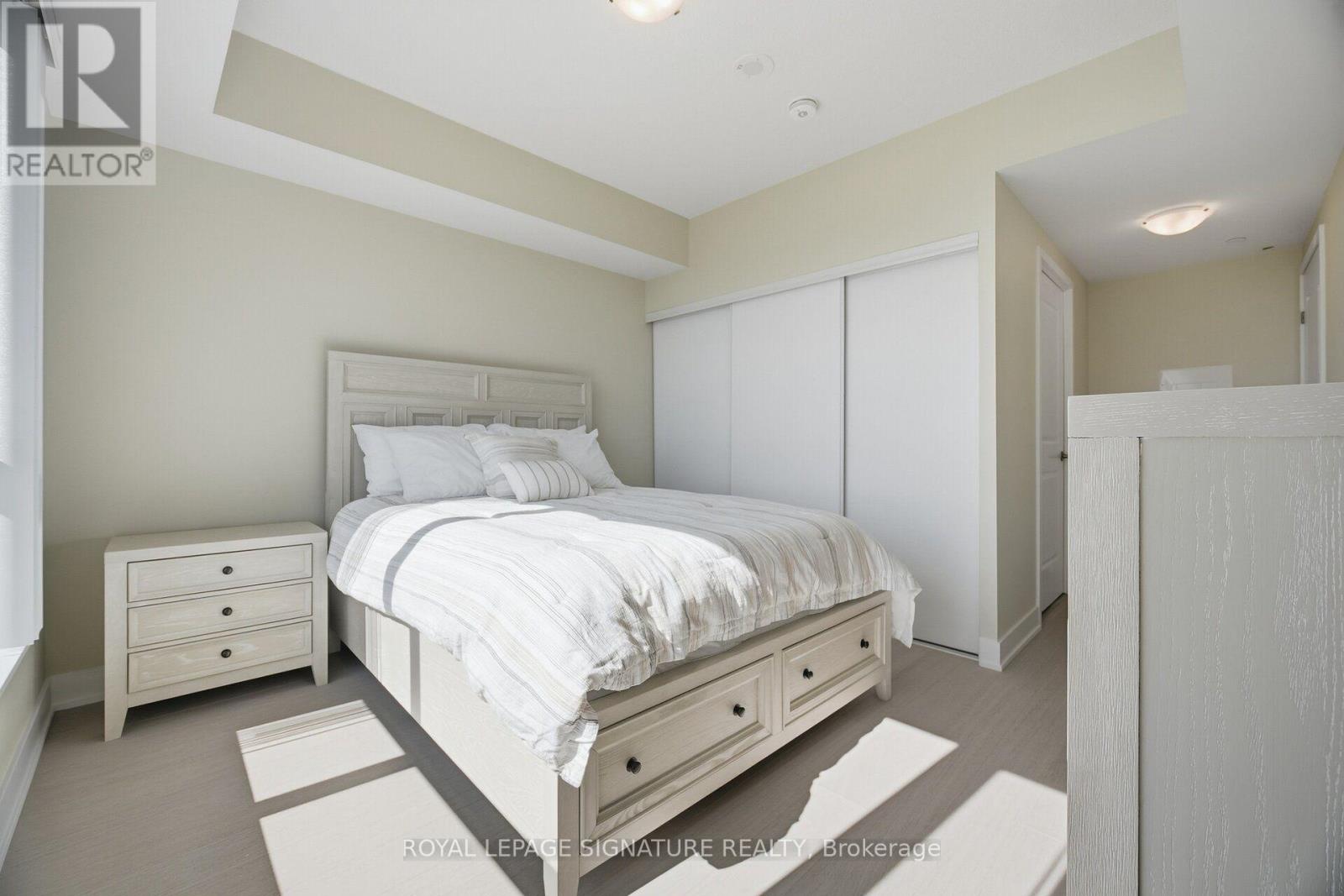 1309- 204 Burnhamthorpe Road East, Mississauga, ON photo 25