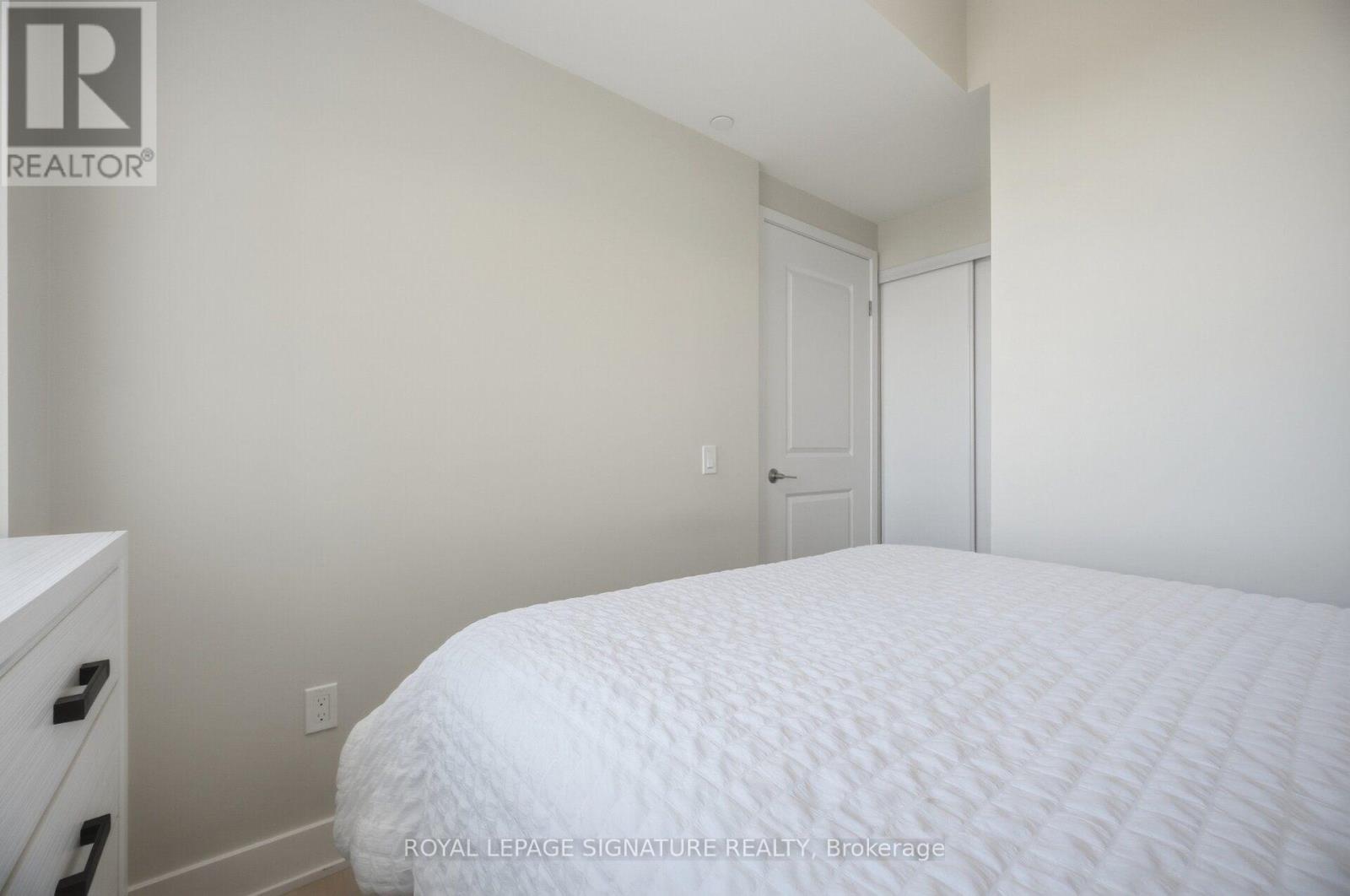 1309- 204 Burnhamthorpe Road East, Mississauga, ON photo 29