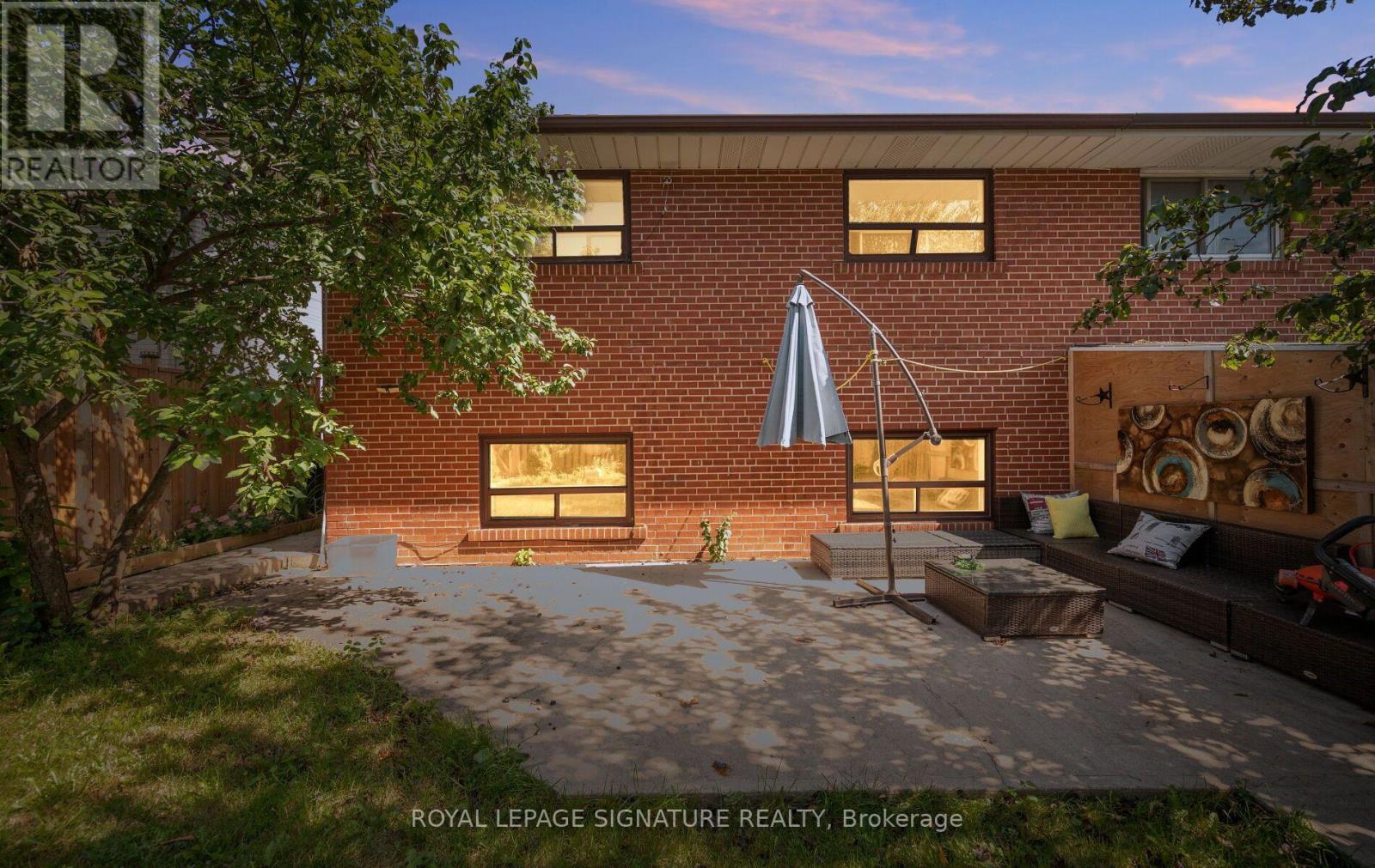 14 DIXINGTON CRESCENT - Image 33
