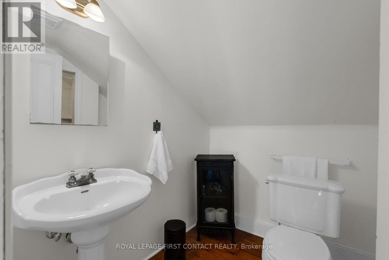 311 TOLLENDAL MILL ROAD - Image 34