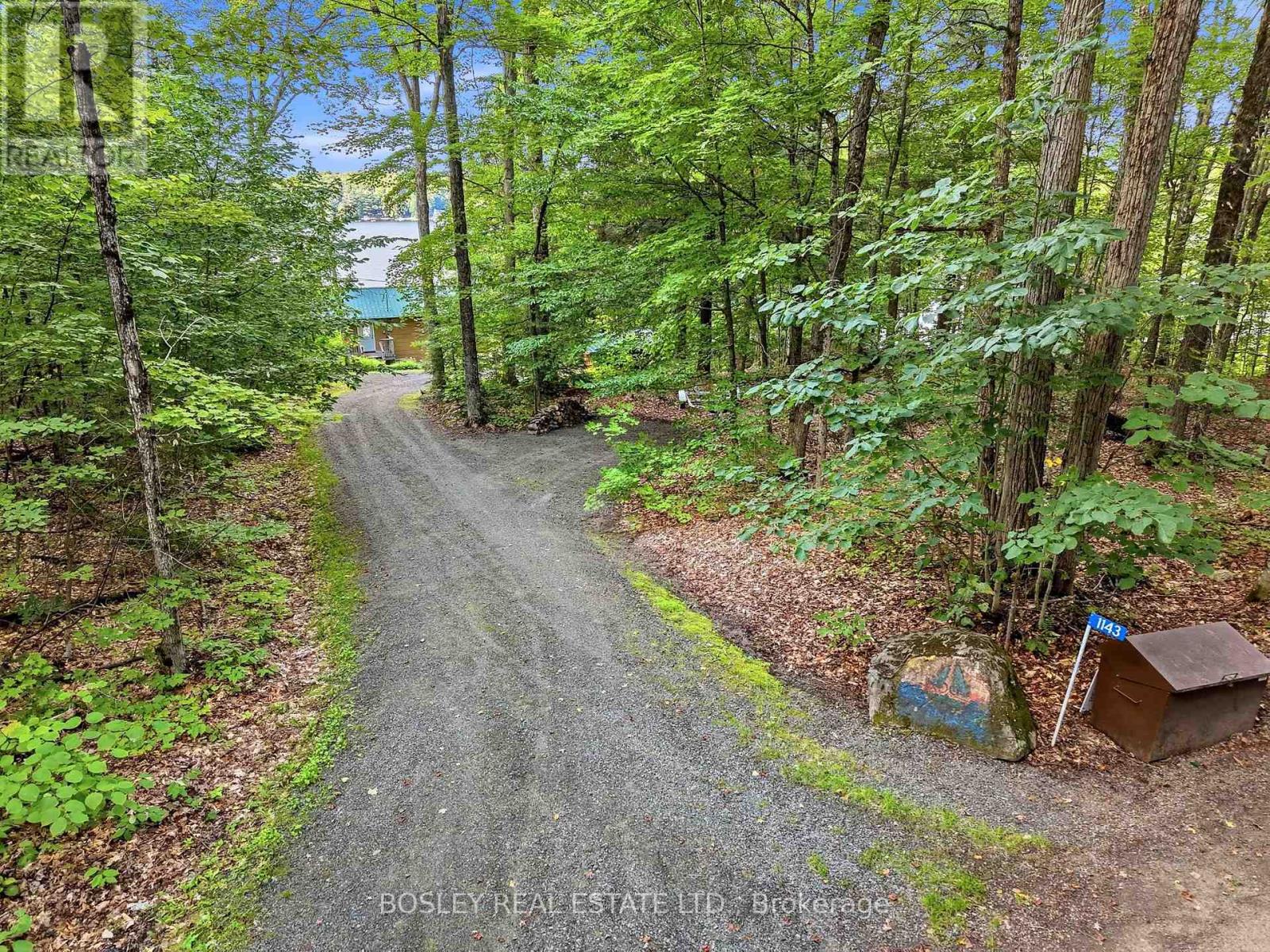 1143 RIGNALLS ROAD E - 34