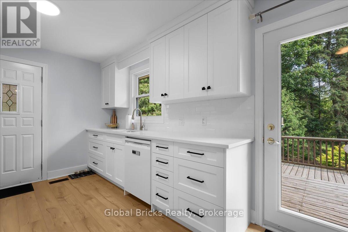 42291 John Wise Line, Central Elgin, ON photo 7