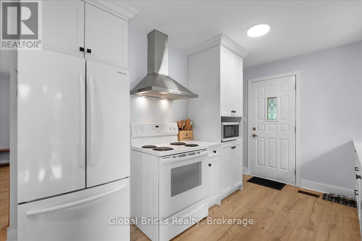 42291 John Wise Line, Central Elgin, ON photo 8
