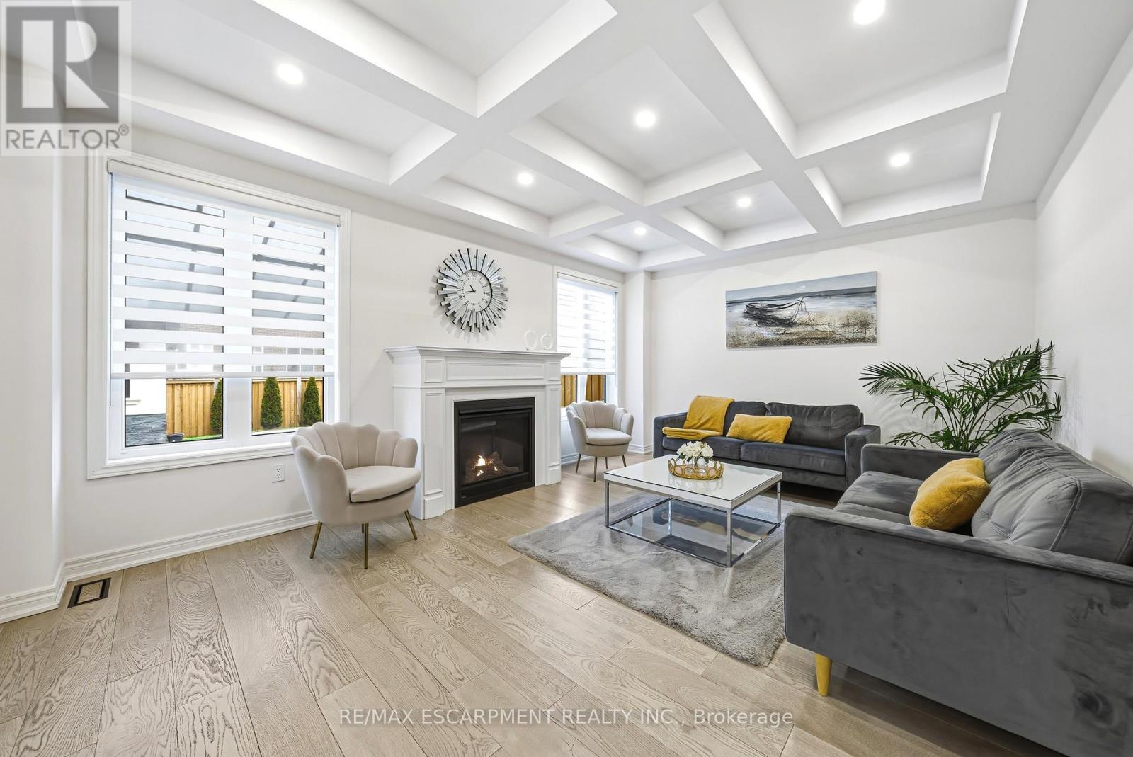 90 ROBERTSON ROAD - 18