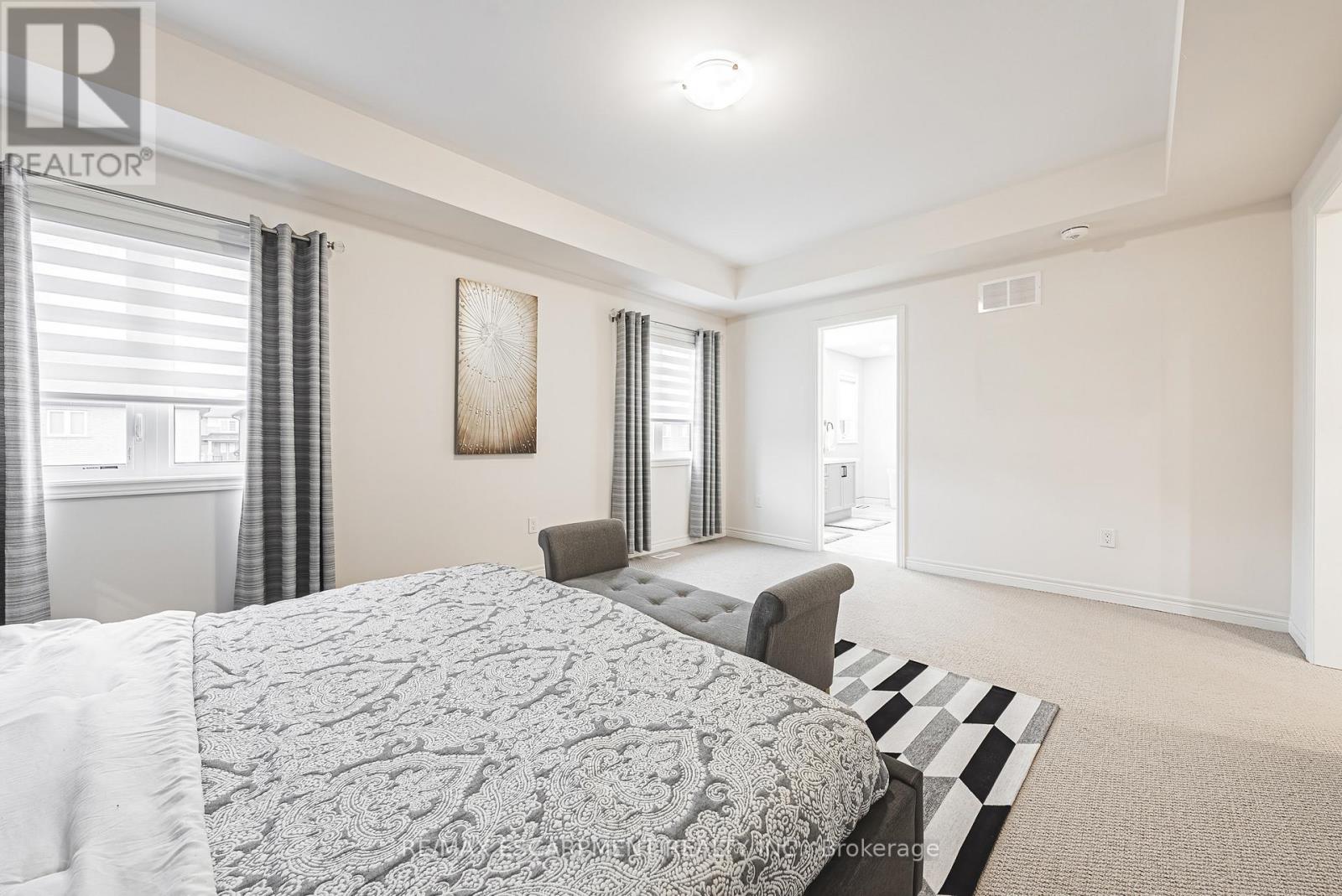 90 ROBERTSON ROAD - 25