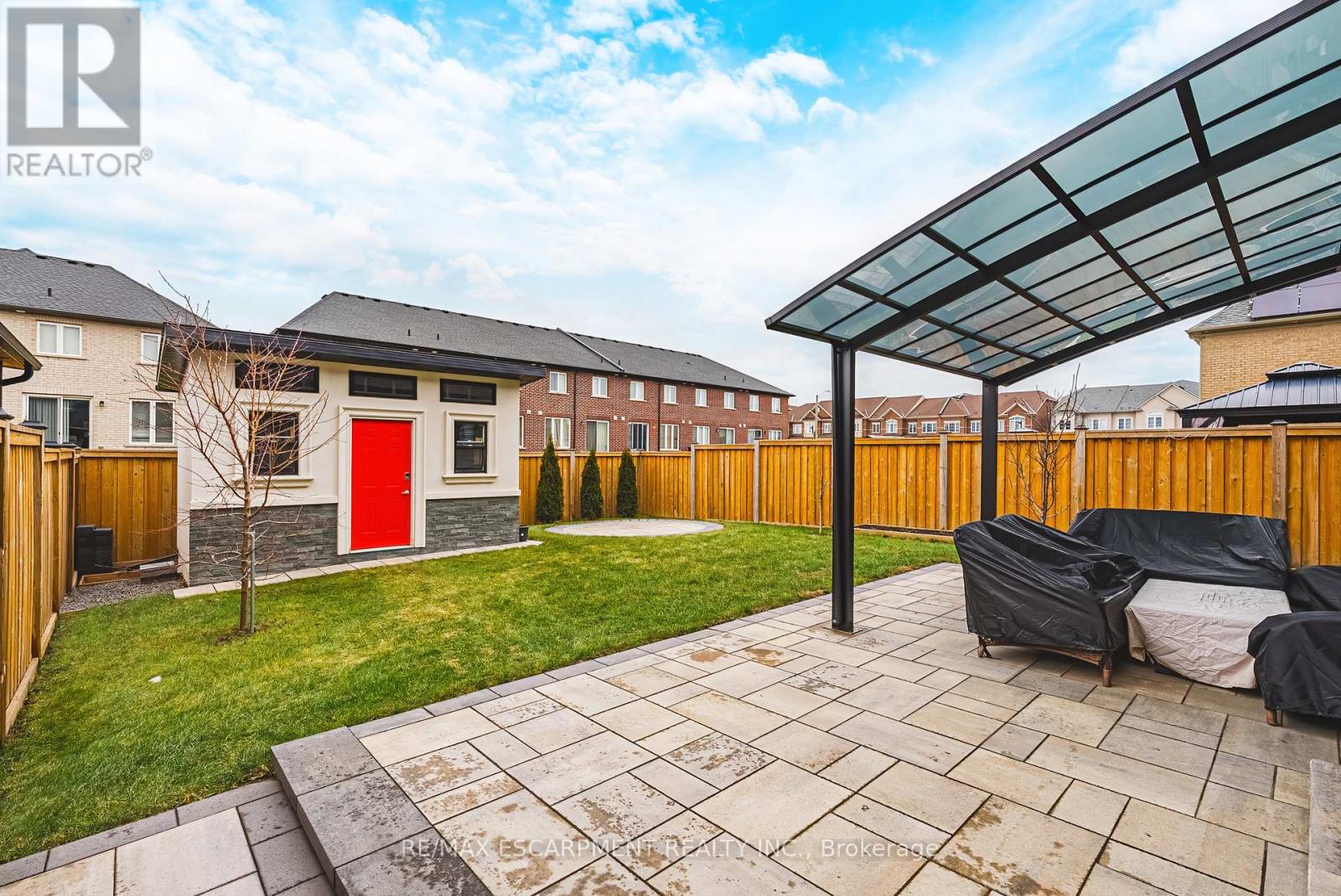 90 ROBERTSON ROAD - 43
