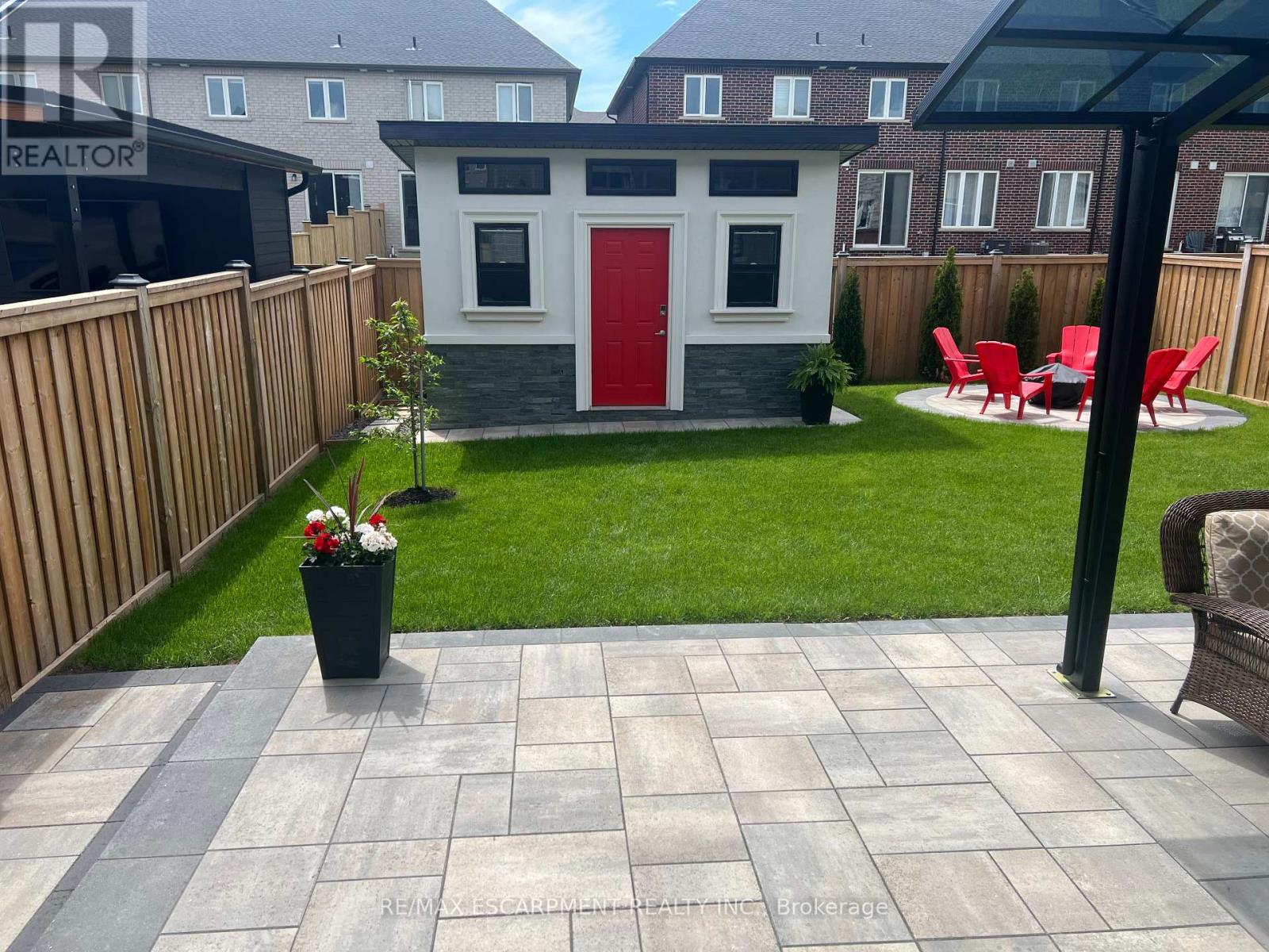90 ROBERTSON ROAD - 50