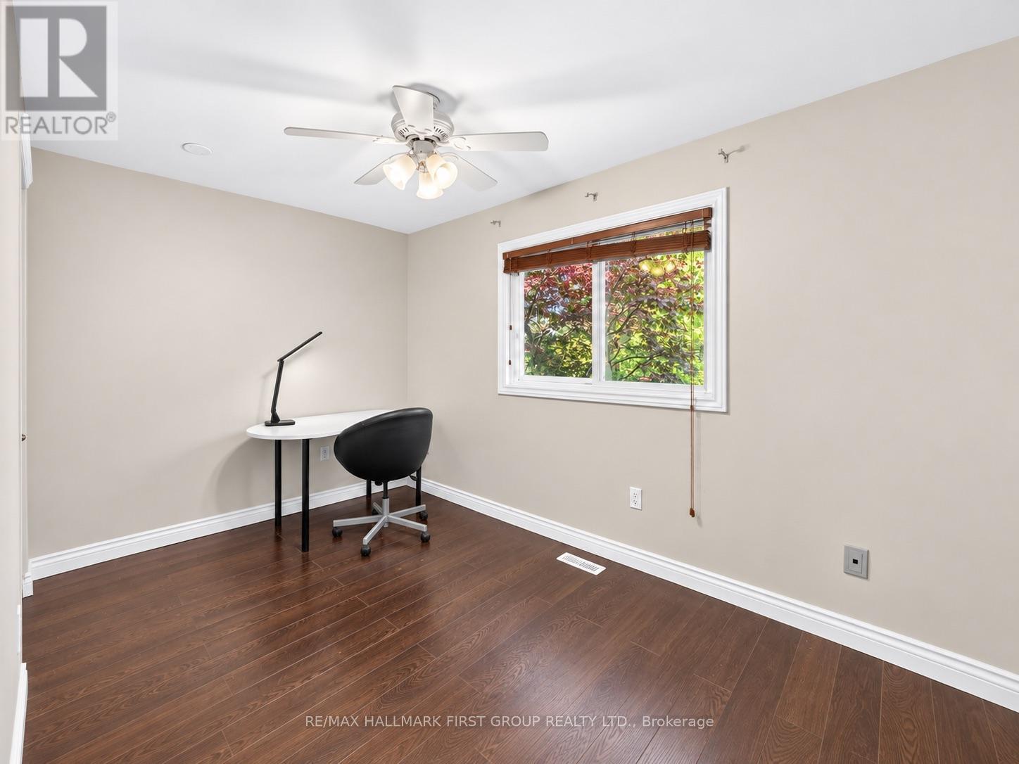174 HIGHVIEW AVENUE E - 28