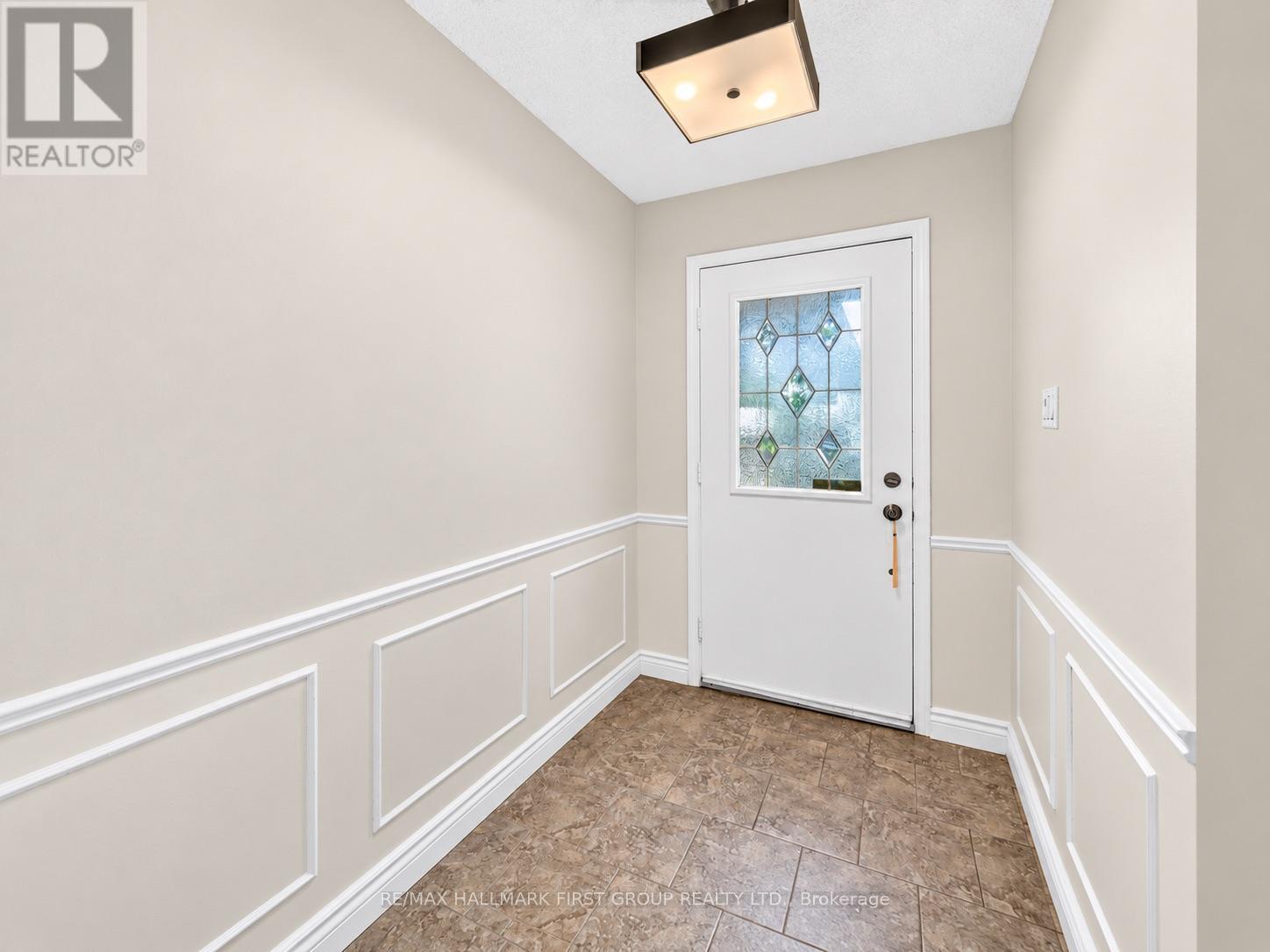 174 HIGHVIEW AVENUE E, London South (South P) — photo 4