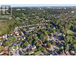 174 Highview Avenue E, London South, ON N6C5G7 Photo 42