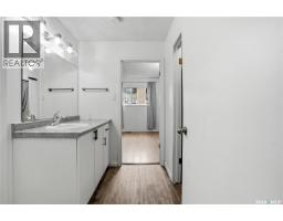 6906 Blakeney Drive, Regina, SK S4X2N5 Photo 23