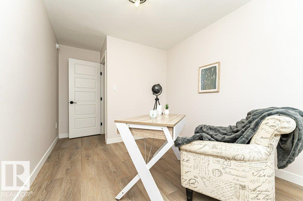 10624 40 ST NW - 23