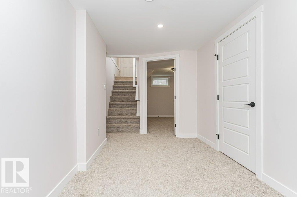 10624 40 ST NW - 28