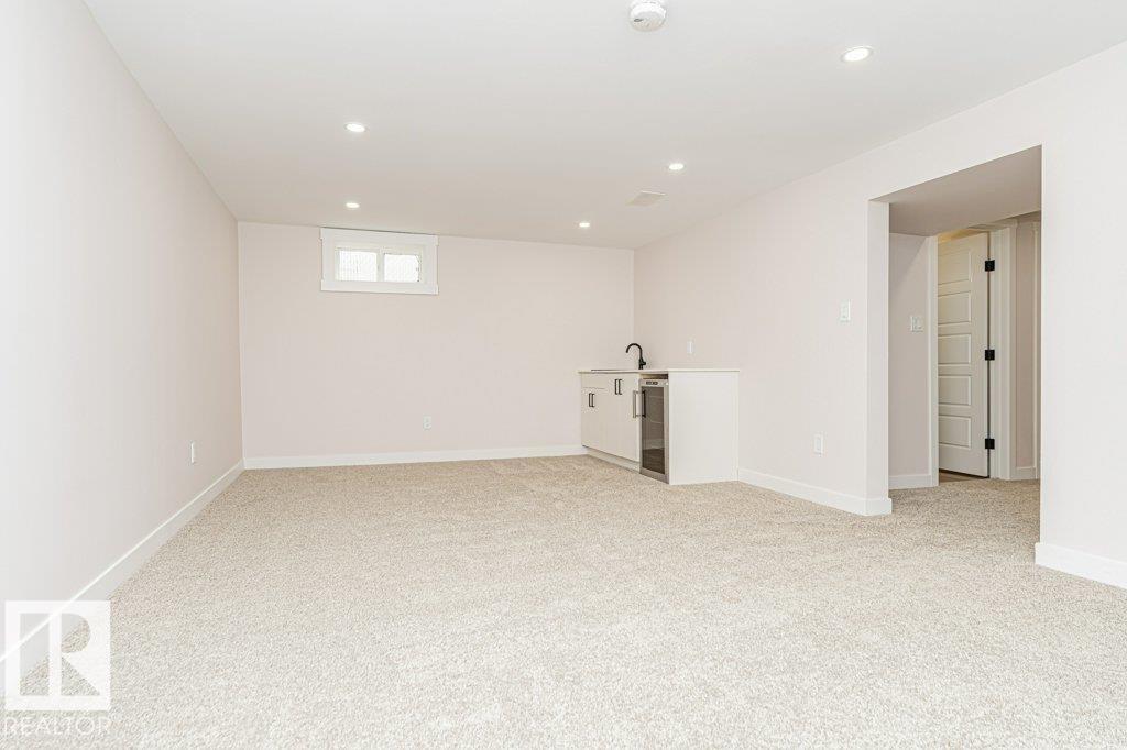 10624 40 ST NW - 30