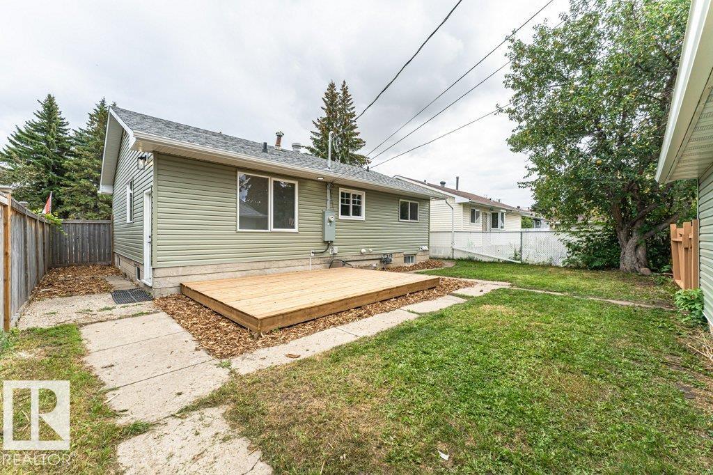 10624 40 ST NW - 40