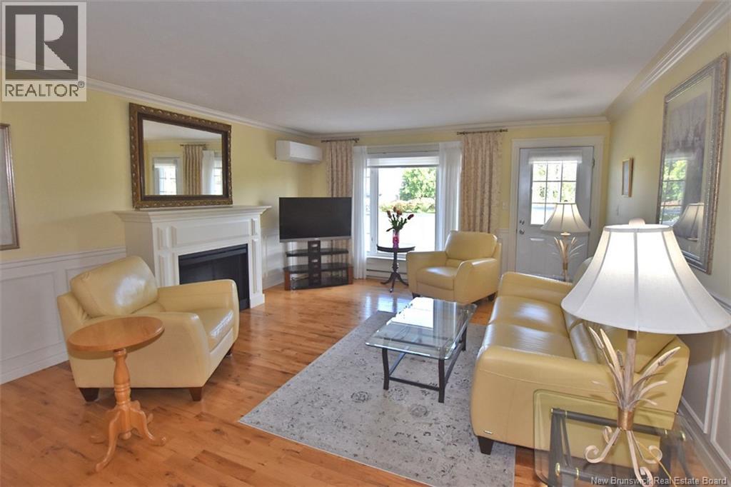 #16 185 Reynolds Street - 10