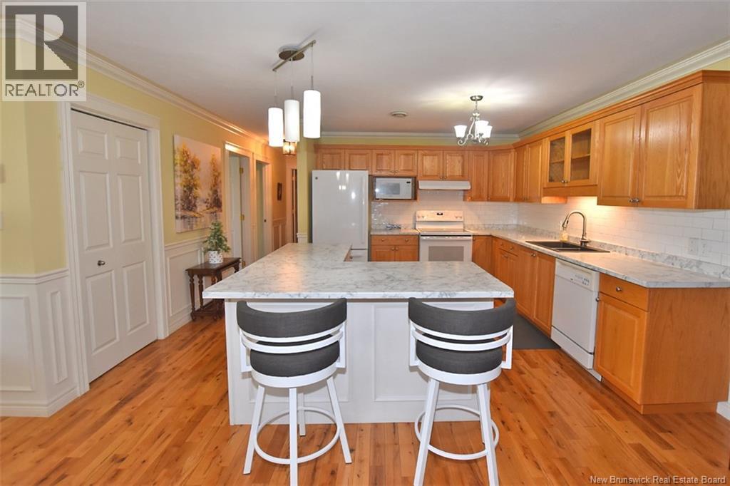 #16 185 Reynolds Street - 24