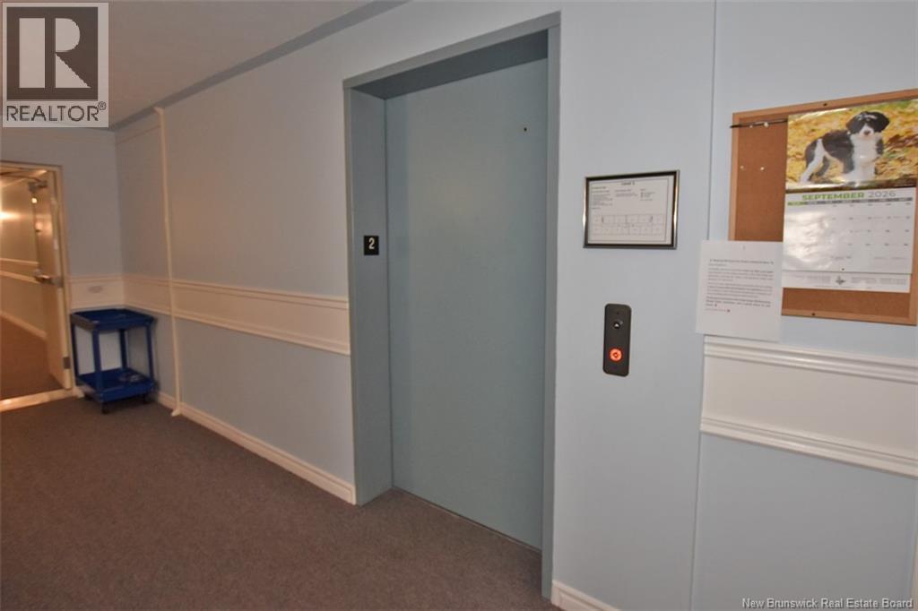 #16 185 Reynolds Street - Image 37