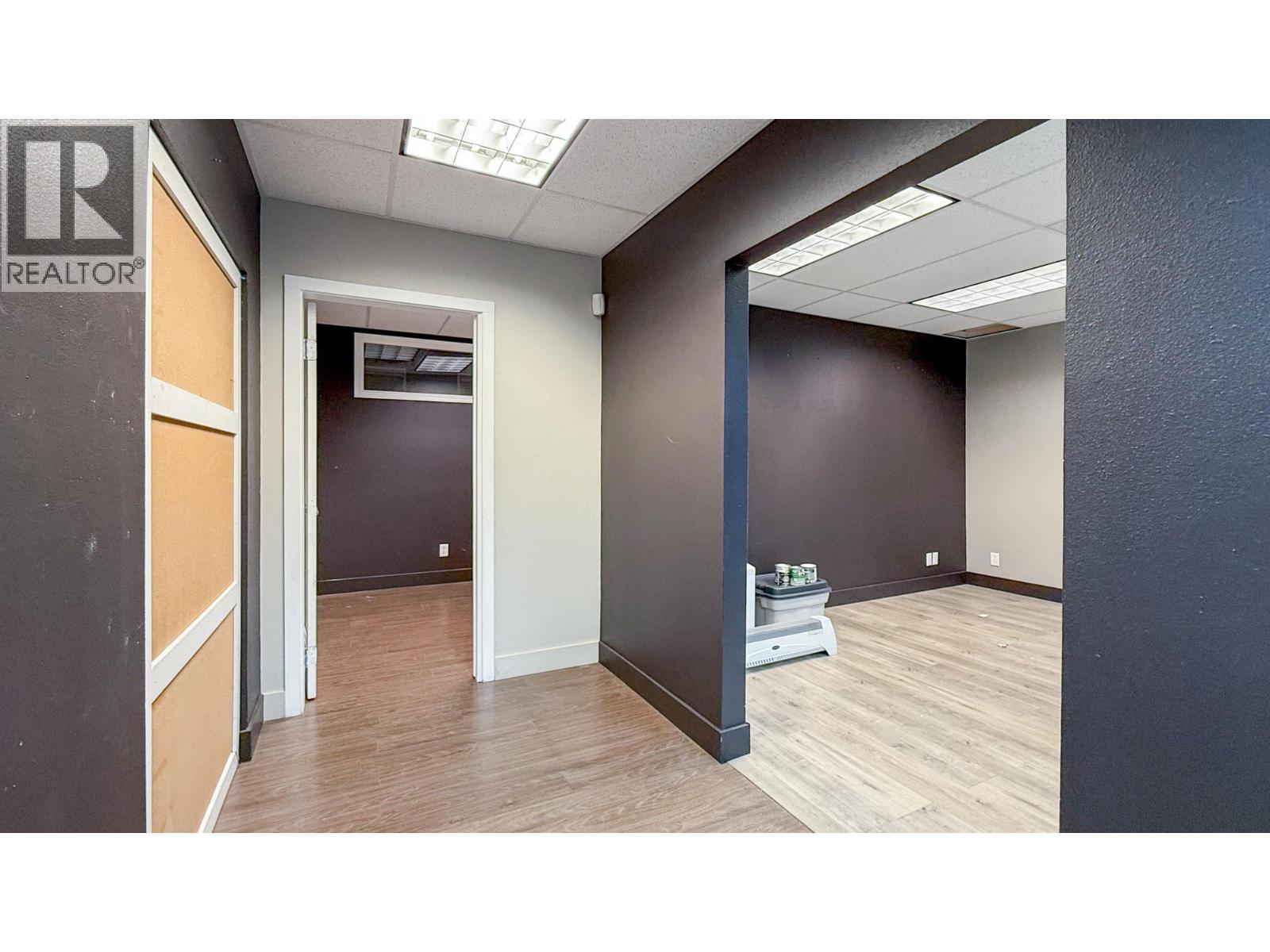 204 170 Rutland Road North, Kelowna