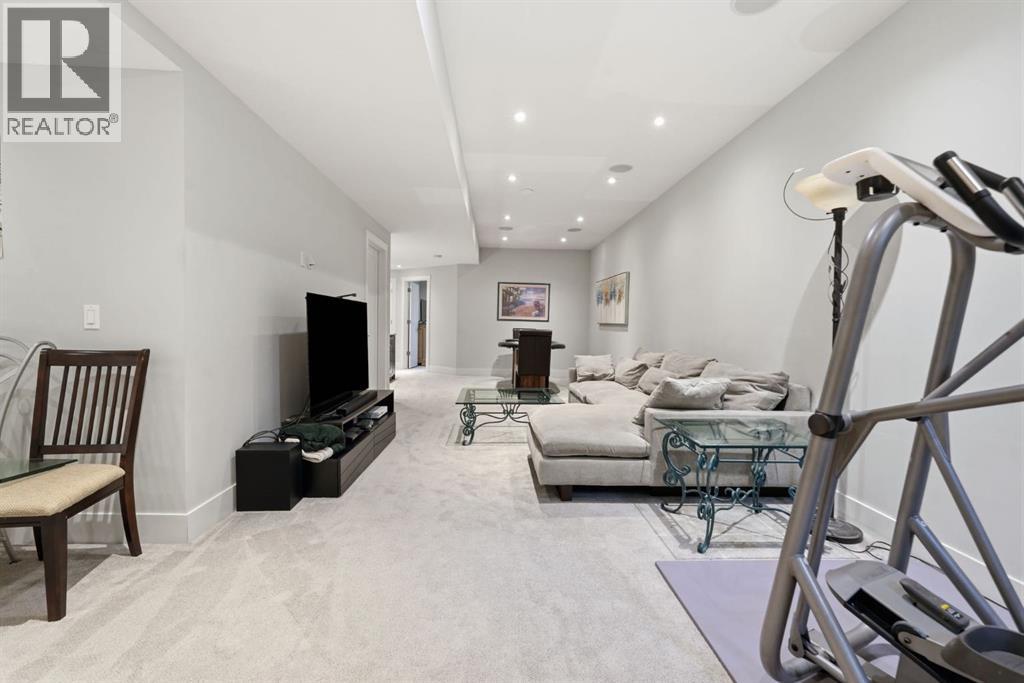 2418 24A Street SW - Image 41