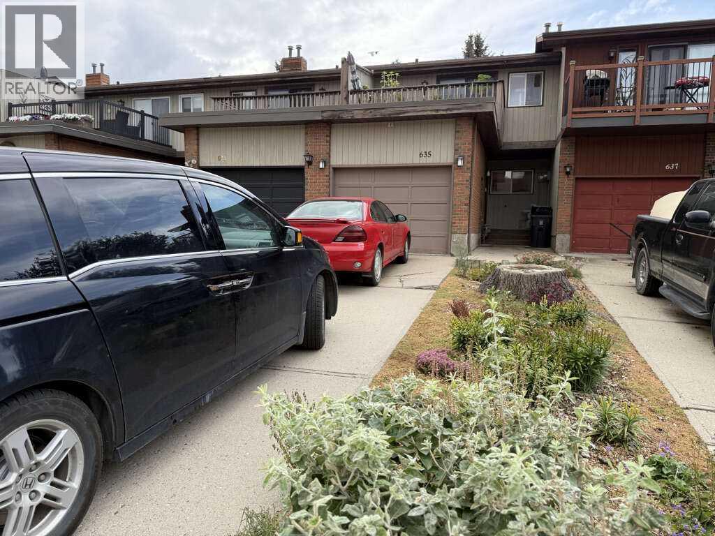 635 Prairie Meadows Close W, Brooks, Alberta, T1R0C9