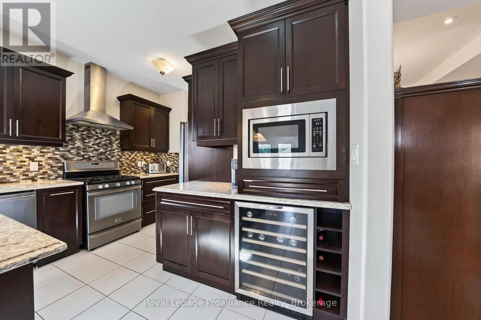 32 MERRILL DRIVE - Image 13
