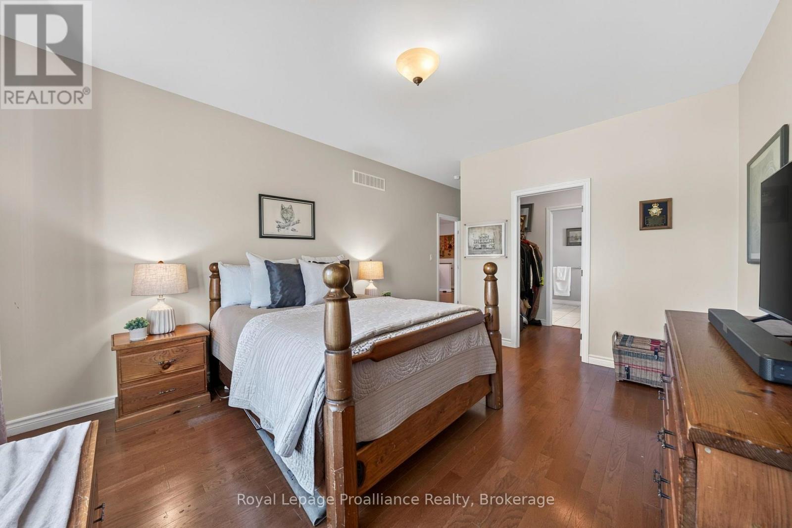 32 MERRILL DRIVE - Image 17