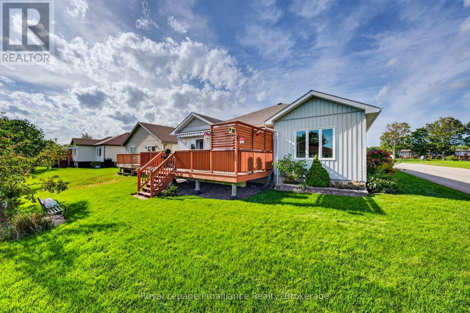 32 MERRILL DRIVE - Image 32