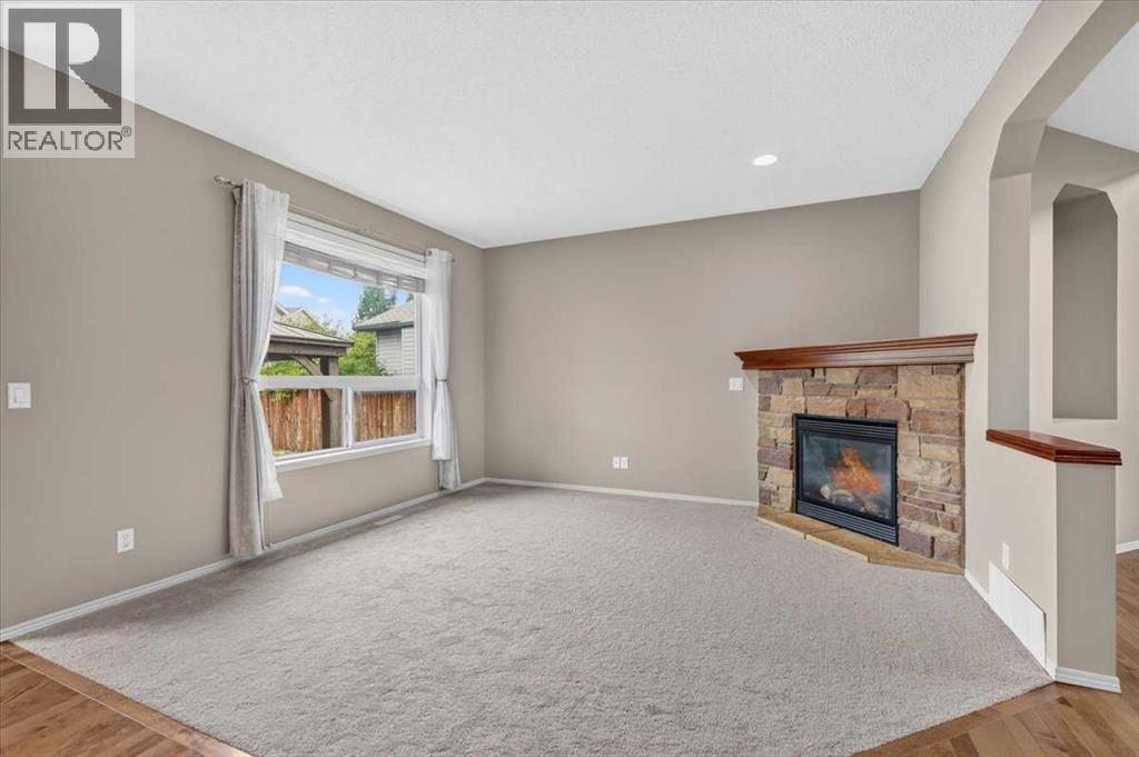 380 Royal Oak Heights NW - 11