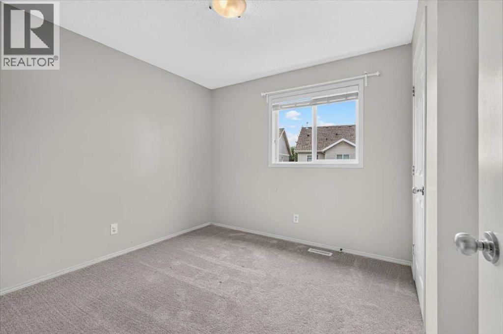 380 Royal Oak Heights NW - 30