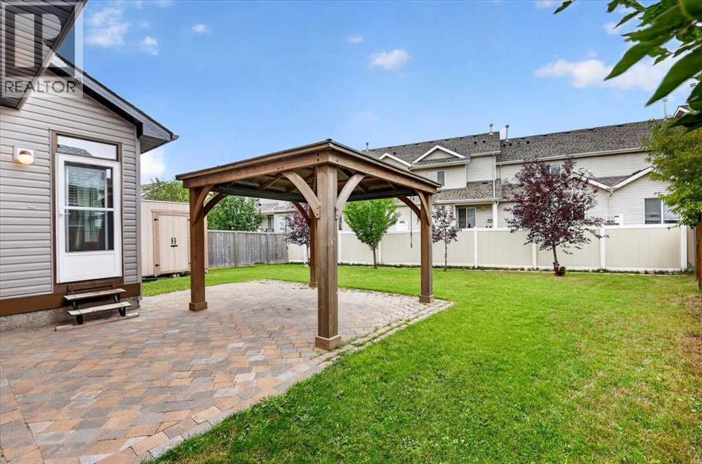 380 Royal Oak Heights NW - 33