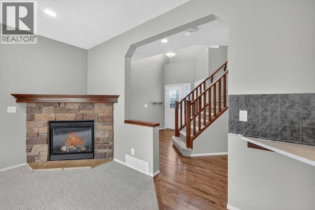 380 Royal Oak Heights NW - 9