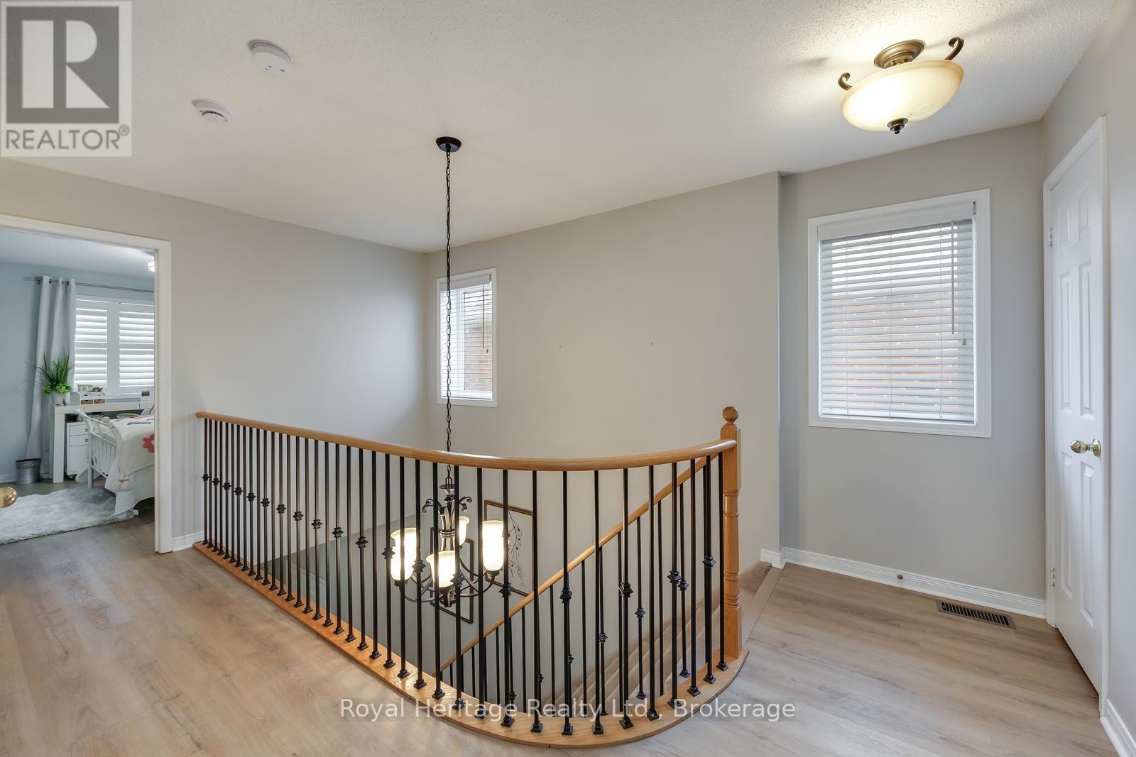 6 GOODALL CRESCENT - Image 22