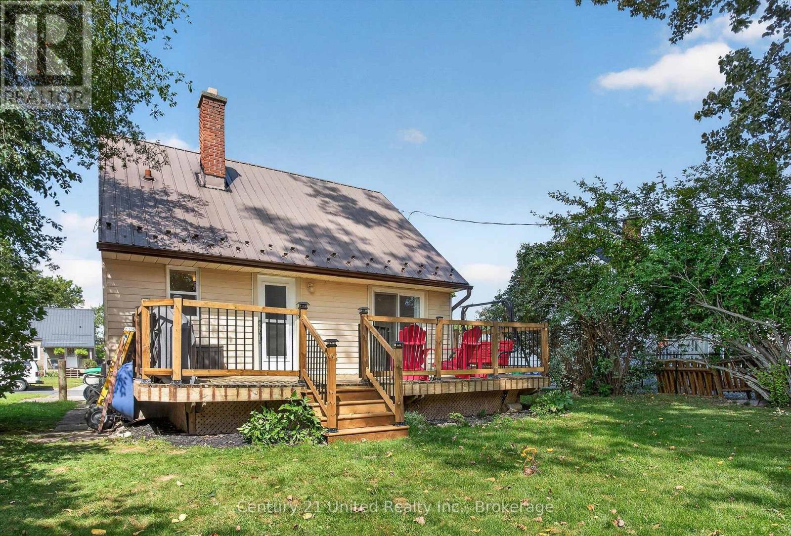 679 HAWLEY STREET - 33