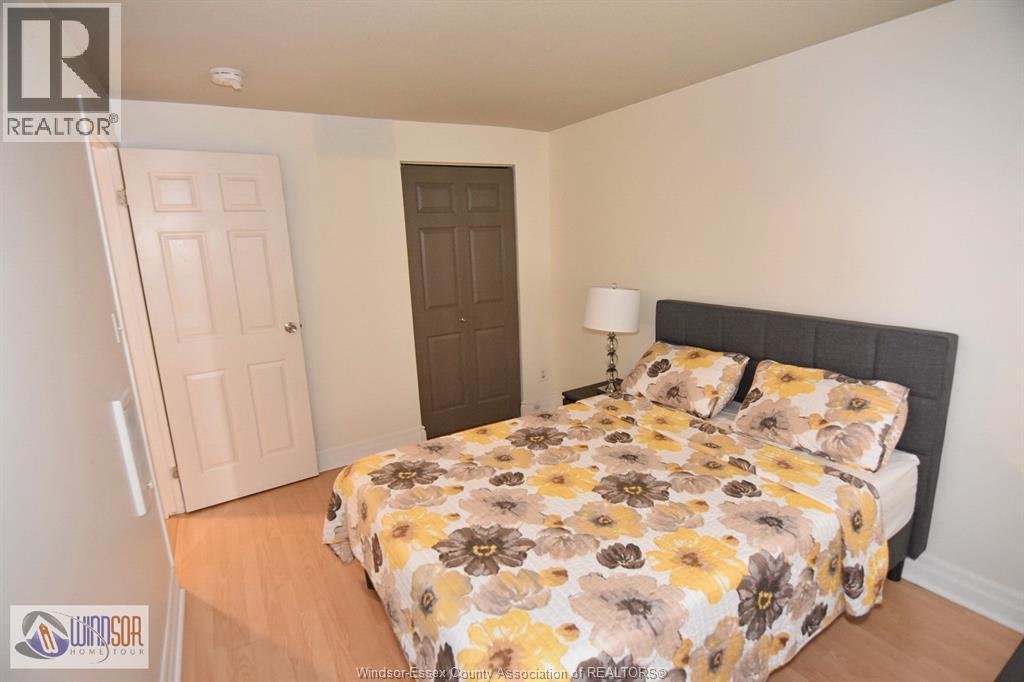 6410 THORNBERRY CRESCENT - 20