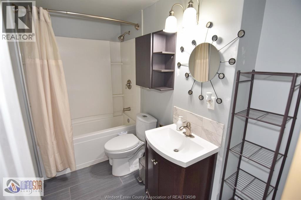 6410 THORNBERRY CRESCENT - Image 27