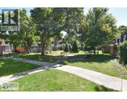 6410 Thornberry Crescent, Windsor, ON N8T2W9 Photo 42