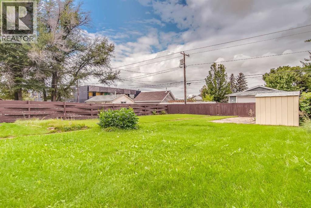 110 8 Street SE - 43