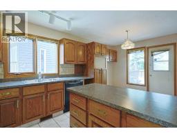 52 Edgeland Road Nw, Calgary, AB T3A2Y4 Photo 16