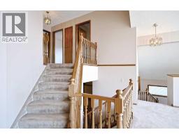 52 Edgeland Road Nw, Calgary, AB T3A2Y4 Photo 18