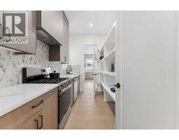 Primary Bedroom - 507 Waterford Rise, Chestermere, AB T1X3B5 Photo 11