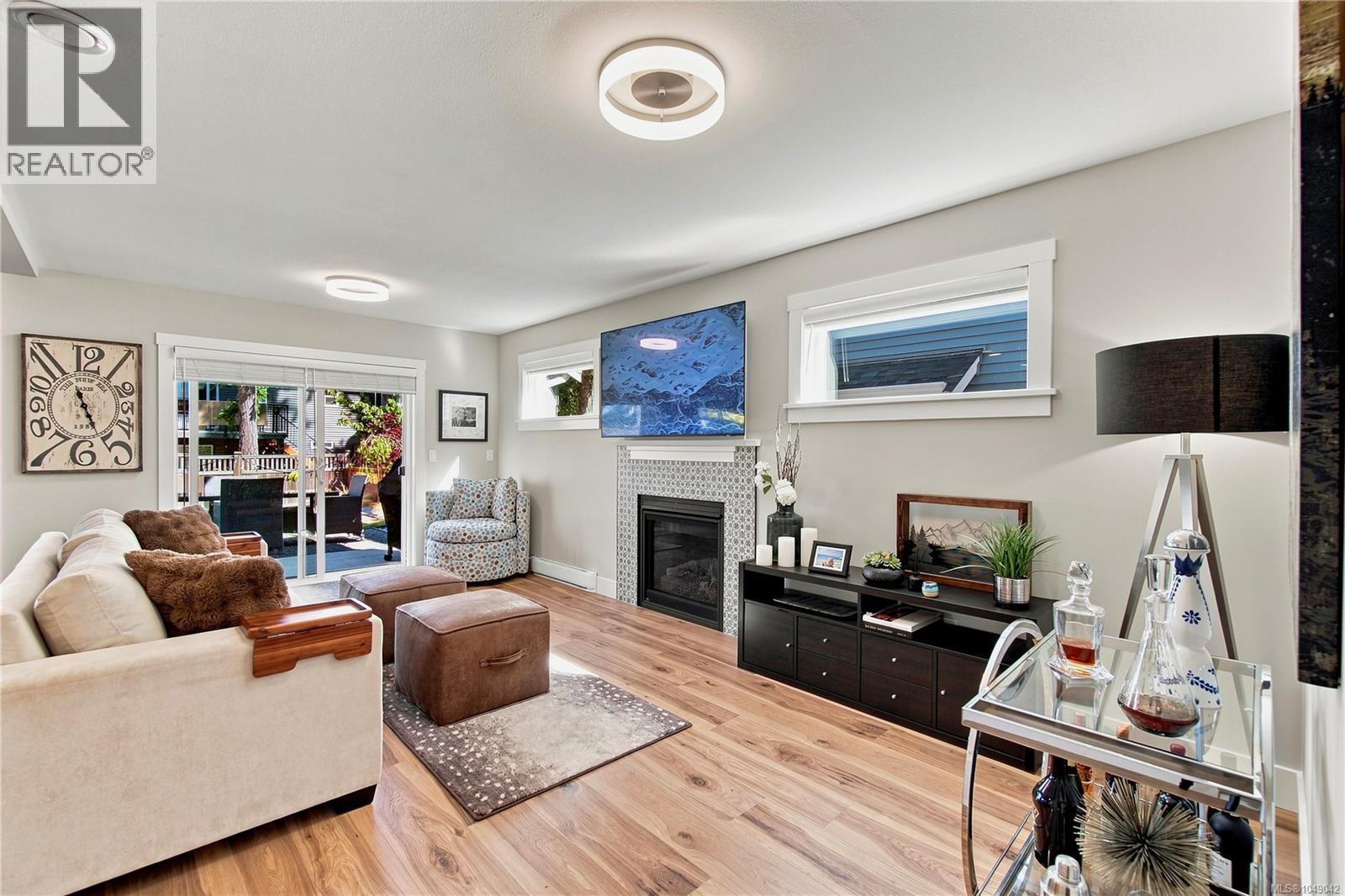 528 Steeves Rd - 3